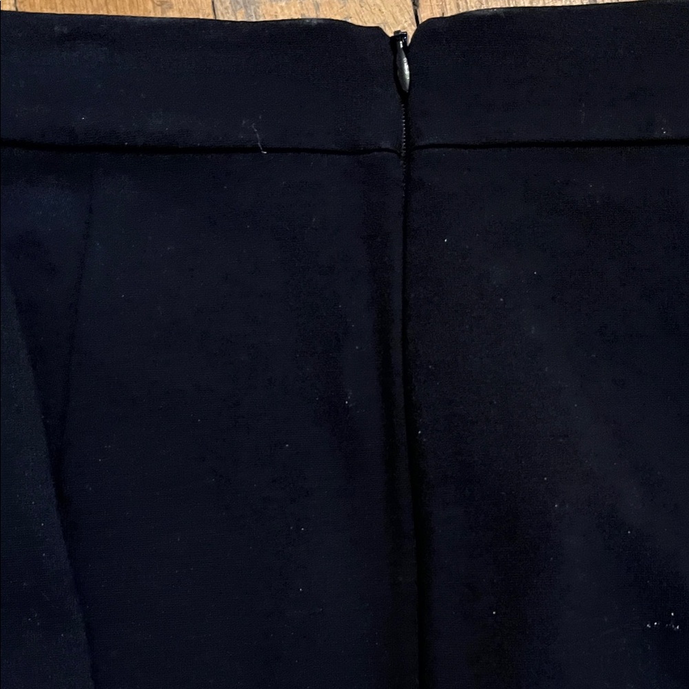 Ann Taylor Two-Tone Gray and Black Pencil Skirt - Picture 4 of 4